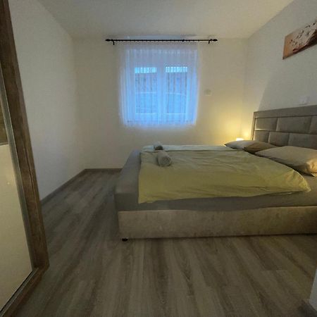 Apartma Dzana Zaga Exterior photo