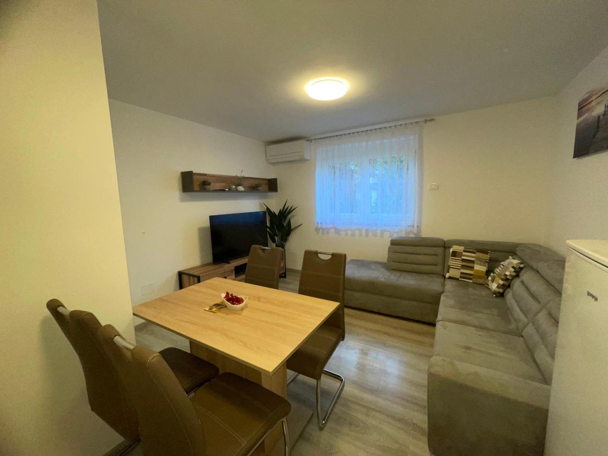 Apartma Dzana Zaga Exterior photo