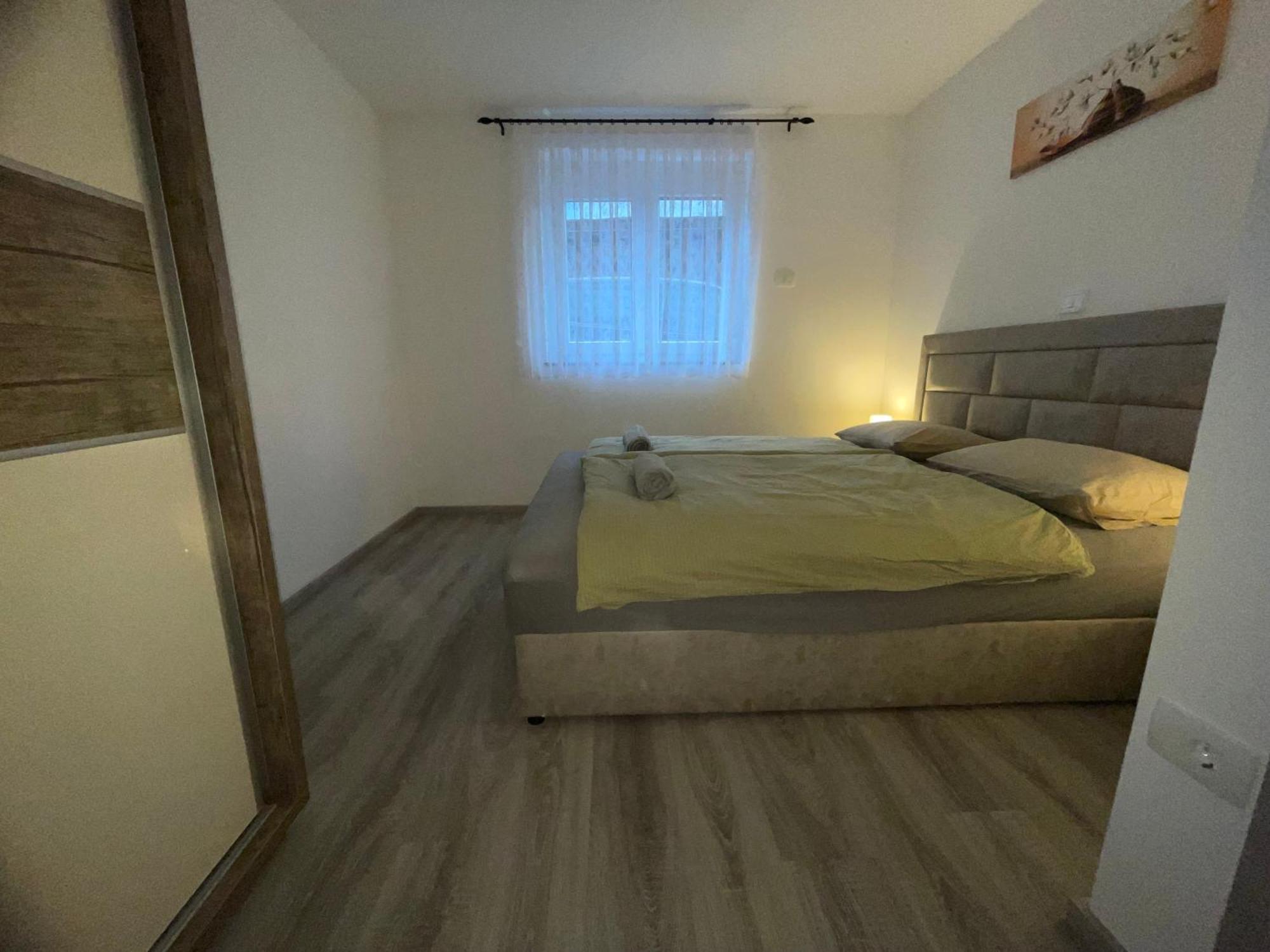 Apartma Dzana Zaga Exterior photo